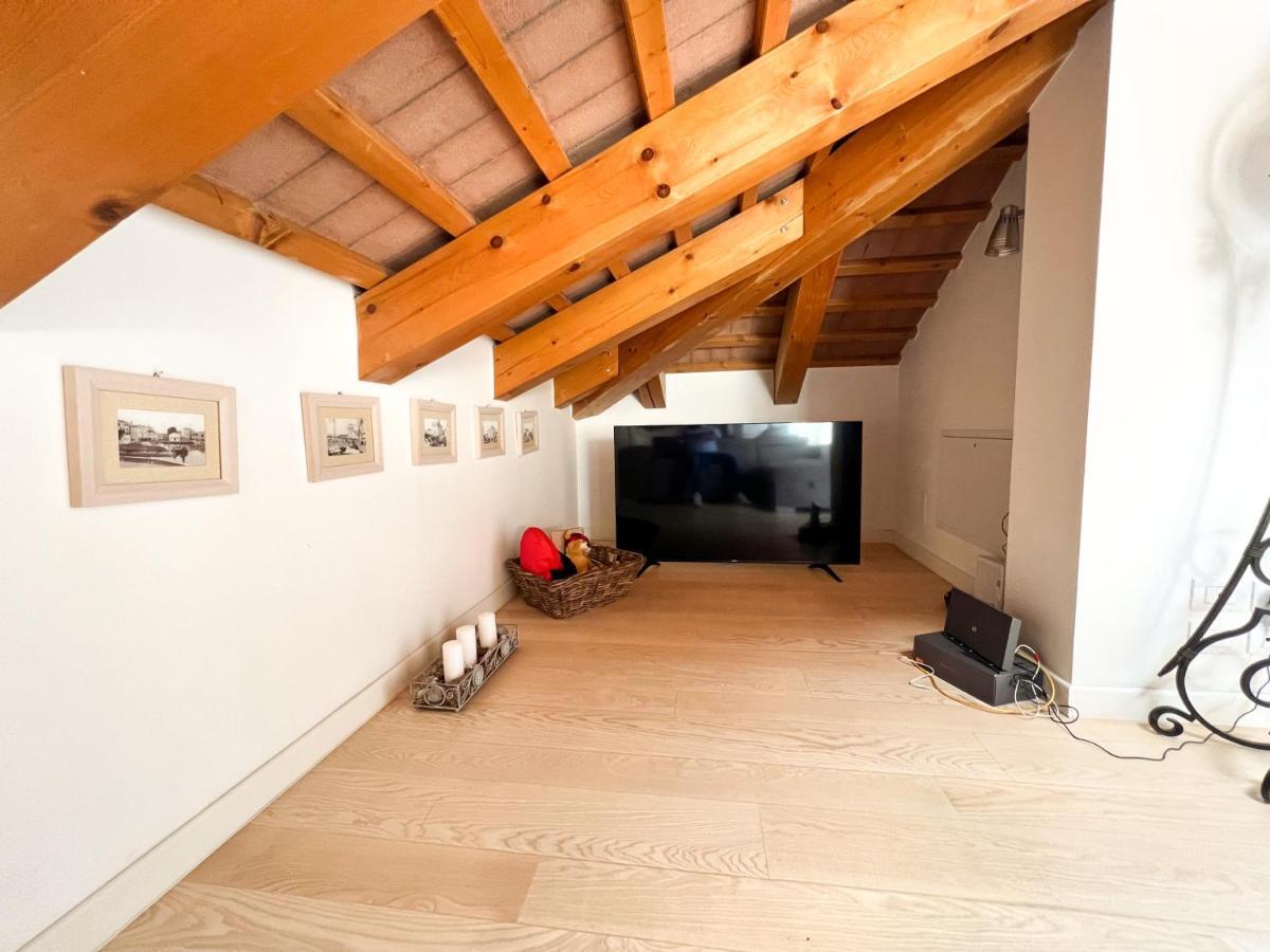 ドーロErman House Mansarda Sulla Riviera Del Brenta Veneziaアパートメント エクステリア 写真